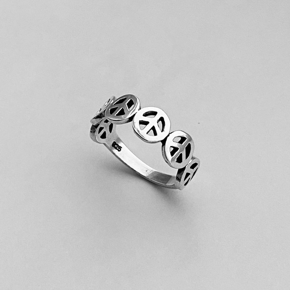 Sterling Silver Six Peace Sign Ring, Love Ring, Silver Rings - Picture 11 of 12
